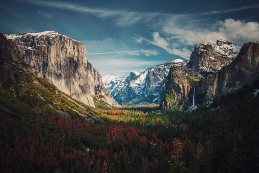 15 USA Bucket List Destinations to Visit Once 6 aniket deole M6XC789HLe8 unsplash 1 15 USA Bucket List Destinations to Visit Once