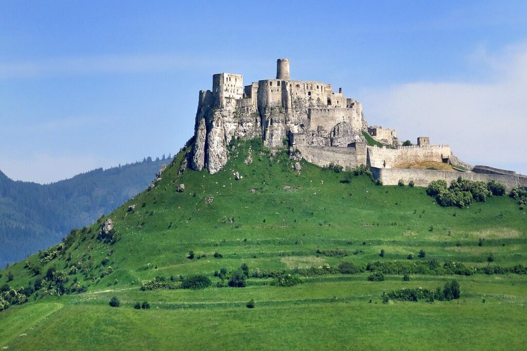 Spiš Castle: A Medieval Marvel — places to visit in Slovakia Spiš Castle, a monumental medieval fortress in Slovakia. — places to visit in Slovakia