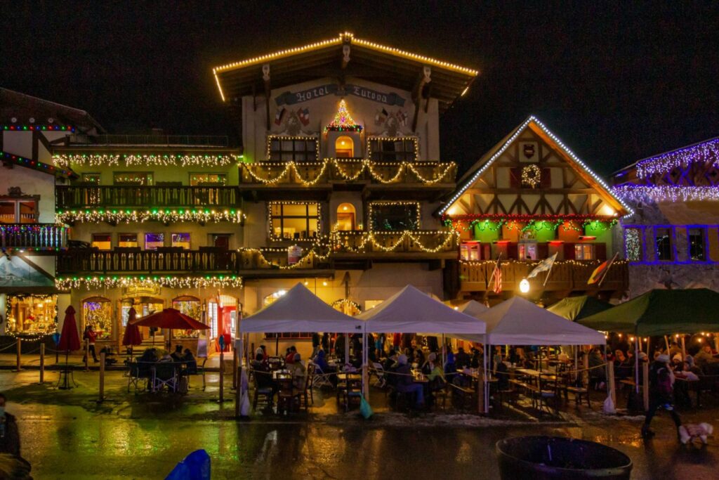 Leavenworth at Night — Christmas towns in the USA Christmas towns in the USA