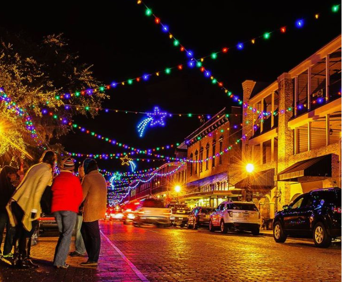 Natchitoches Christmas Lights — Christmas towns in the USA Christmas lights in Natchitoches, Louisiana during the holiday season — Christmas towns in the USA