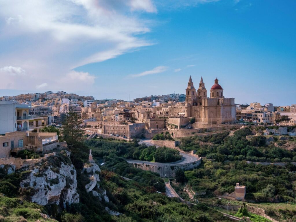 Valletta, Malta Cityscape — Europe travel destinations Valletta cityscape with historic buildings and Mediterranean landscape under a partly cloudy — Europe travel destinations