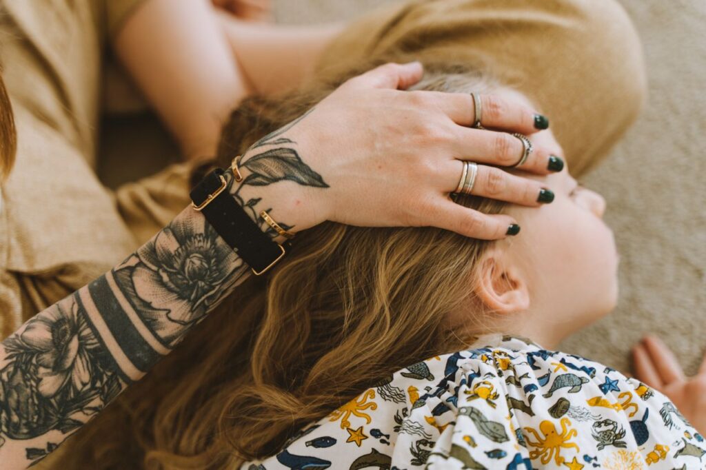 Managing Emotions During Travel — Travel tips with kids Travel tips with kids: managing emotions during family trips