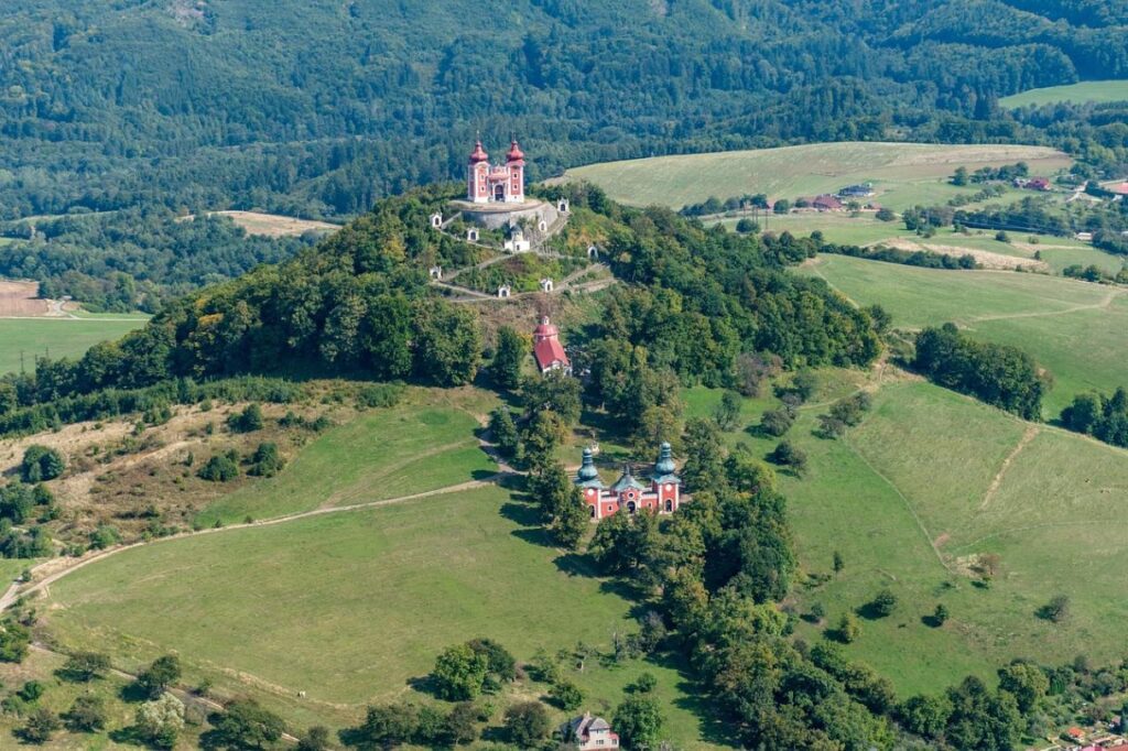 Banská Štiavnica Overview — places to visit in Slovakia Banská Štiavnica, a UNESCO World Heritage Site in Slovakia — places to visit in Slovakia